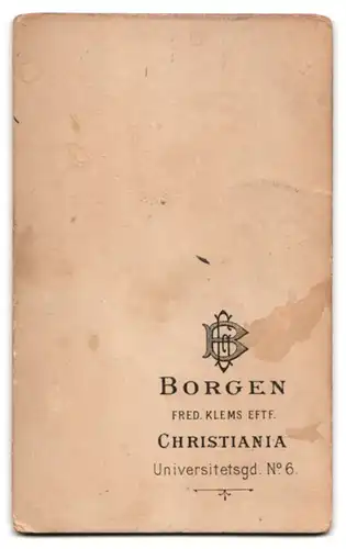 Fotografie Borgen, Christiania, Universitetsgd. No. 6, Grossmutter mit ihrem Enkelkind