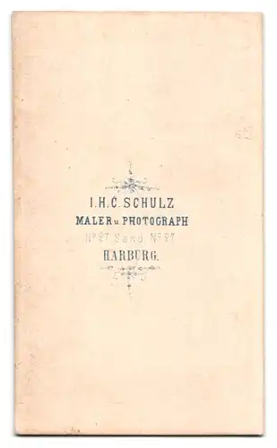 Fotografie I. H. C. Schulz, Harburg, Sand 27, Bürgerlicher Herr mit Backenbart