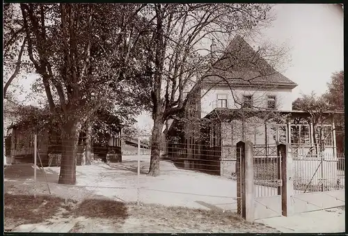 Fotografie Brück & Sohn Meissen, Ansicht Radebeul-Oberlössnitz, Blick auf das Fiedlerhaus
