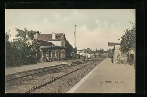 AK Mériel, La Gare