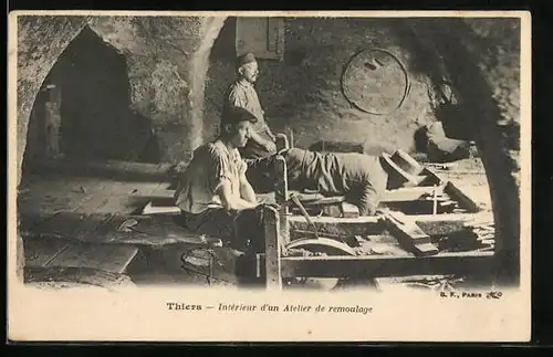 AK Thiers, Interieur d`un Atelier de remoulage, Handwerk Besteck