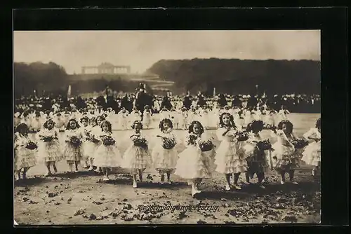 AK Blumenmädchen beim Kinderhuldigungs-Festzug