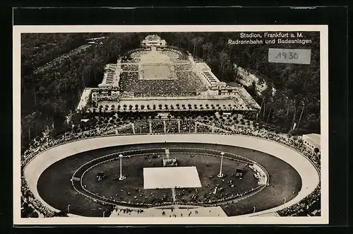 AK Frankfurt a. M., Radrennbahn und Badeanlagen im Stadion, 1930