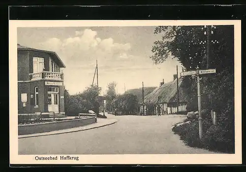 AK Haffkrug, Strassenpartie mit Passanten