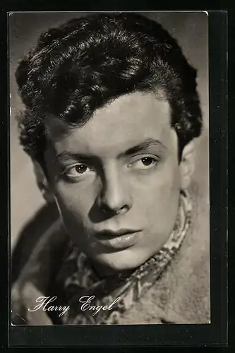 AK Schauspieler Harry Engel in Berlin-Ecke Schönhauser