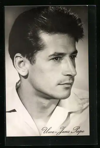 AK Schauspieler Uwe-Jens Pape im Halbprofil