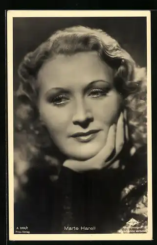 AK Schauspielerin Marte Harell mit einem Lächeln