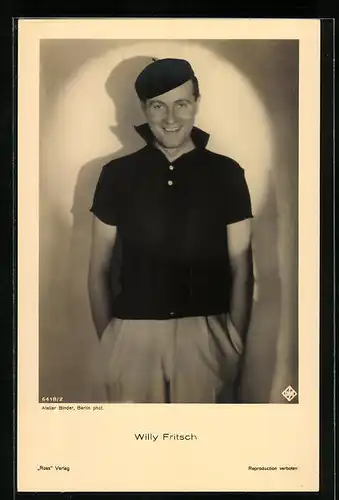 AK Schauspieler Willy Fritsch im Polohemd mit Mütze