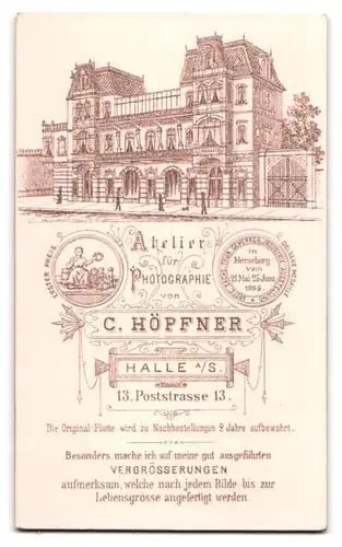 Fotografie C. Höpfner, Halle a. S., Poststrasse 13, Junge Dame im modischen Kleid