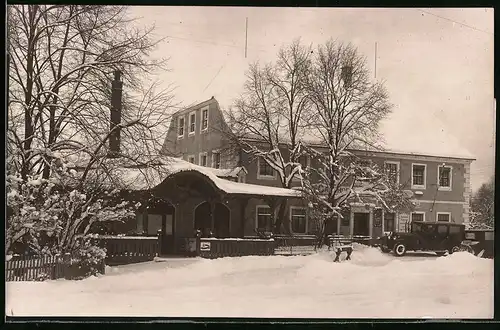 Fotografie Brück & Sohn Meissen, Ansicht Grillenburg, Blick auf den Gasthof Grillenburg im Winter