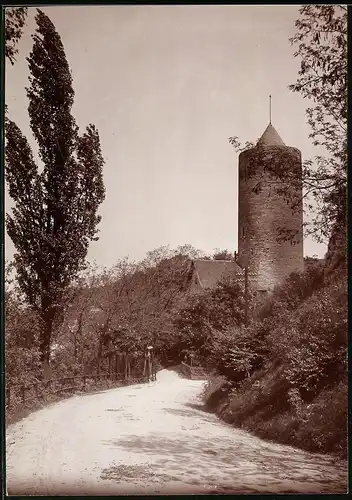 Fotografie Brück & Sohn Meissen, Ansicht Camburg a. d. Saale, Feldweg mit Blick auf den Turm