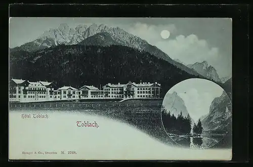 Mondschein-AK Toblach, Hotel Toblach mit Gebirgswand, Toblacher See