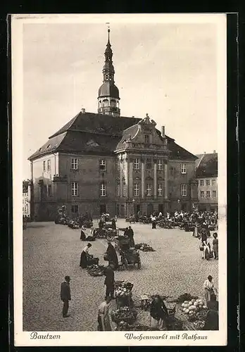AK Bautzen, Wochenmarkt mit Rathaus
