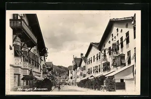 AK Matrei am Brenner, Strassenpartie mit Geschäften