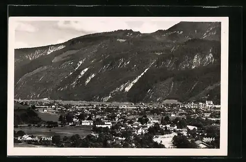 AK Kramsach, Ortspanorama mit Blick auf die Berge