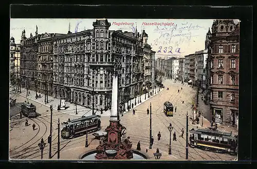 AK Magdeburg, Hasselbachplatz aus der Vogelschau mit Strassenbahn