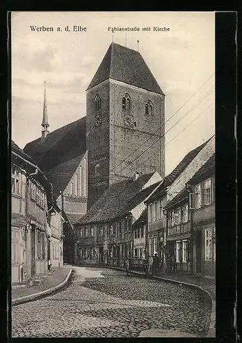 AK Werben a. d. Elbe, Fabianstrasse mit Kirche