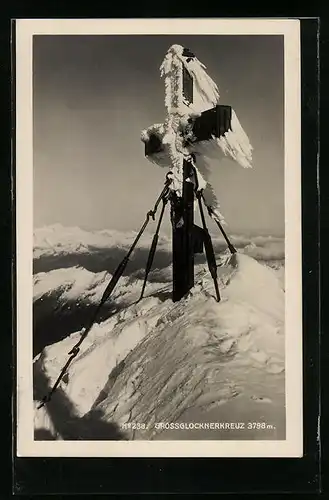 AK Zugeschneites Gipfelkreuz auf dem Grossglockner