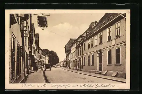 AK Parchim i. M., Langestrasse mit Moltkes Geburtshaus