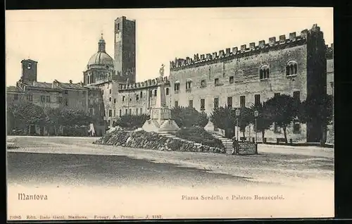 AK Mantova, Piazza Sordello e Palazzo Bonaccolsi