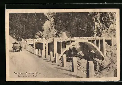 AK Tannheim, Auto auf der Gachtpass-Strasse