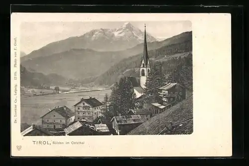 AK Sölden im Oetzthal, Teilansicht mit Kirche vom Berg aus gesehen