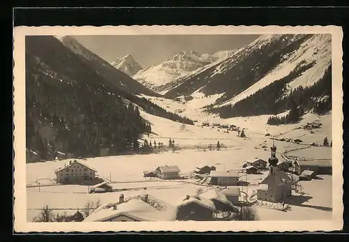 AK Gries im Sellrain, Ortspartie mit Fernerkogl & Zischkeles im Schnee