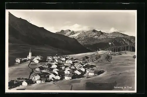 AK Berwang, Teilansicht mit Blick gegen die Lechtaler Berge