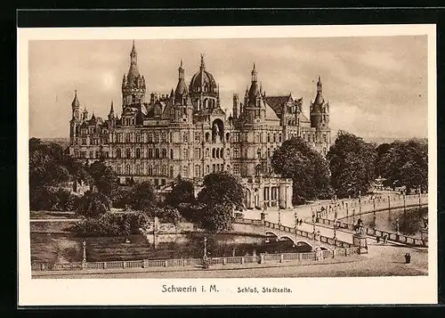 AK Schwerin, Schloss, Stadtseite
