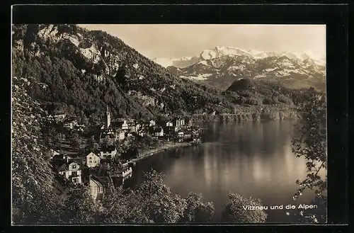 AK Vitznau, Gesamtansicht mit Alpenpanorama