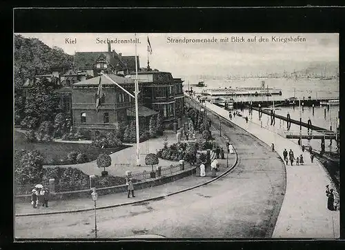 AK Kiel, Seebadeanstalt und Strandpromenade mit Blick auf den Kriegshafen