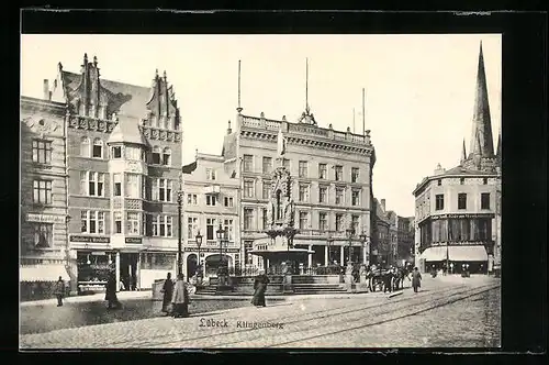 AK Lübeck, Strasse am Klingenberg mit Restaurant Hermann Knorr, Metzegerei und Brunnen