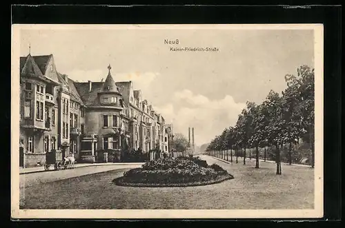 AK Neuss, Kaiser-Friedrich-Strasse mit Kutsche