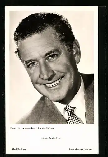 AK Schauspieler Hans Söhnker lächelt mit den Zähnen