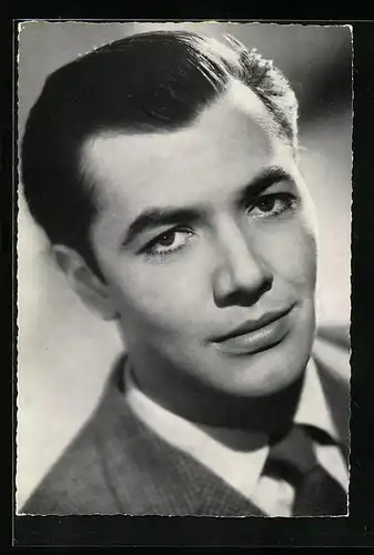 AK Schauspieler Gerhard Riedmann schwarzweiss