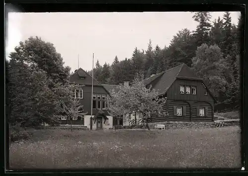 Fotografie Brück & Sohn Meissen, Ansicht Bärenfels i. Erzg., Landheim der Oberschule Dresden-Plauen