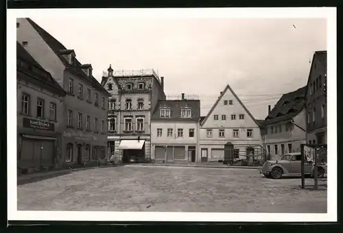 Fotografie Brück & Sohn Meissen, Ansicht Pulsnitz, Blick auf den Ziegenbalgplatz mit Optiker Rönisch, Geschäft Drechsler