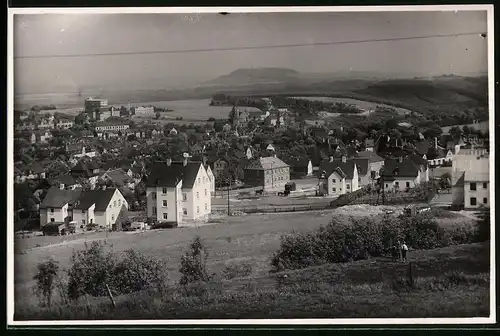 Fotografie Brück & Sohn Meissen, Ansicht Geyer i. Erzg., Blick auf die Stadt mit einzelnen Wohnhäusern