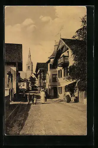AK Igls, Dorfstrasse mit Blick auf die Kirche
