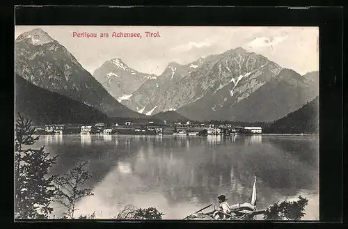 AK Pertisau am Achensee, Teilansicht mit Boot