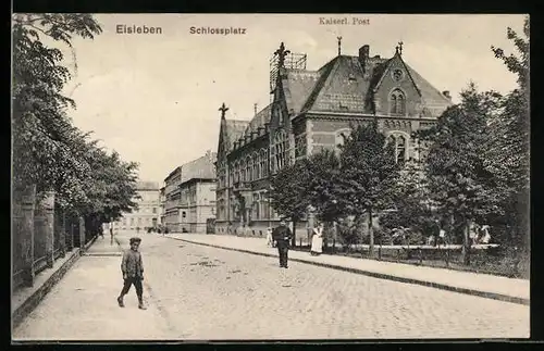 AK Eisleben, Kaiserliche Post am Schlossplatz