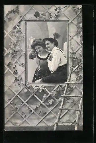 AK Mann in Tracht beim Fensterln, Erotik