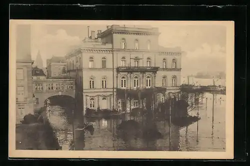 AK Köln a. Rhein, Hochwasser 1920, Gebäude steht unter Wasser