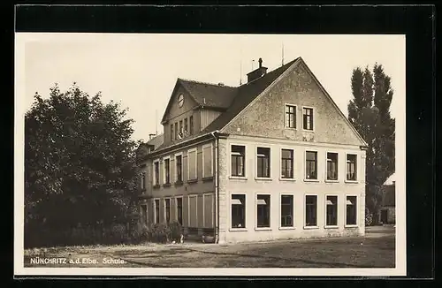AK Nünchritz a. d. Elbe, Ansicht der Schule