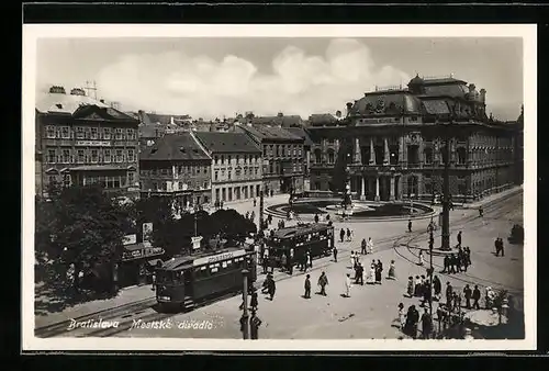 AK Bratislava, Mestske divadlo, Strassenbahn