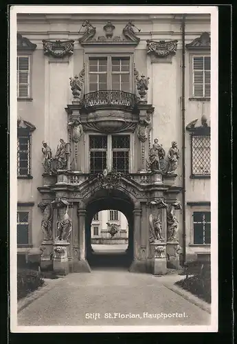 AK St. Florian, Hauptportal des Stift St. Florian