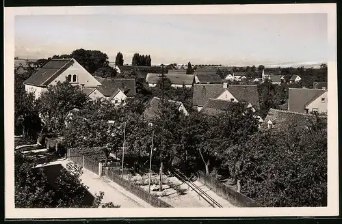 Fotografie Brück & Sohn Meissen, Ansicht Scharfenberg a. d. Elbe, Partie im Ort mit Wohnhäsuern