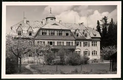 Fotografie Brück & Sohn Meissen, Ansicht Bärenfels i. Erzg., Blick auf das Schwesternheim Waldesruh