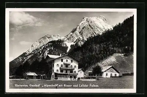AK Hinterriss, Gasthof Alpenhof mit Risser und Lalider Falken