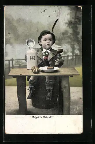 AK Junge in Tracht mit Würsten und Mass Bier, Magst a Bröckl!